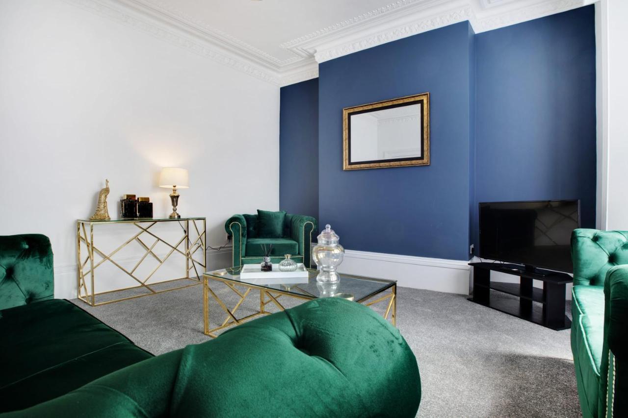 Stunning 4-Bedroom, 2 Bathrooms In Sunderland Sunderland  Eksteriør bilde