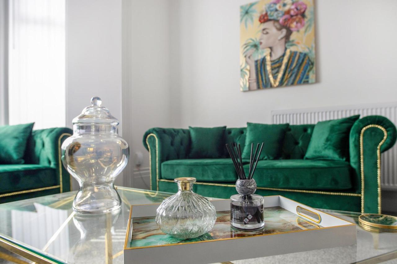 Stunning 4-Bedroom, 2 Bathrooms In Sunderland Sunderland  Eksteriør bilde